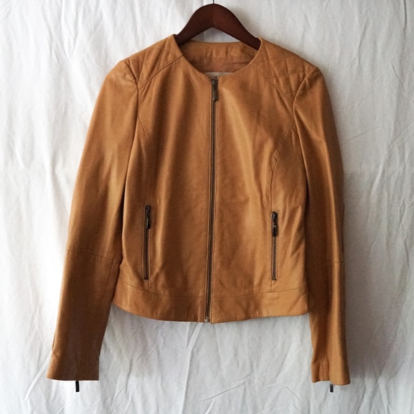 Stefanel Women 8 (fits like 4) Padded Leather Biker Jacket - Picture 1 of 15